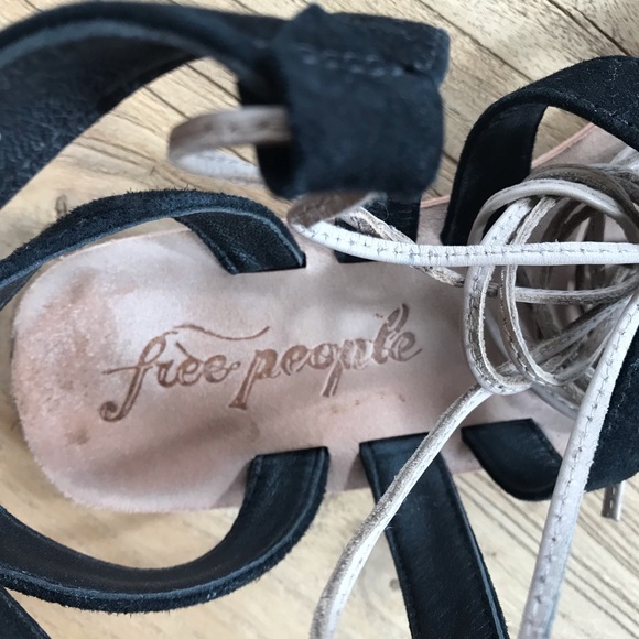 Free People Lace Up Flat Gladiator Sandals - Picture 5 of 8